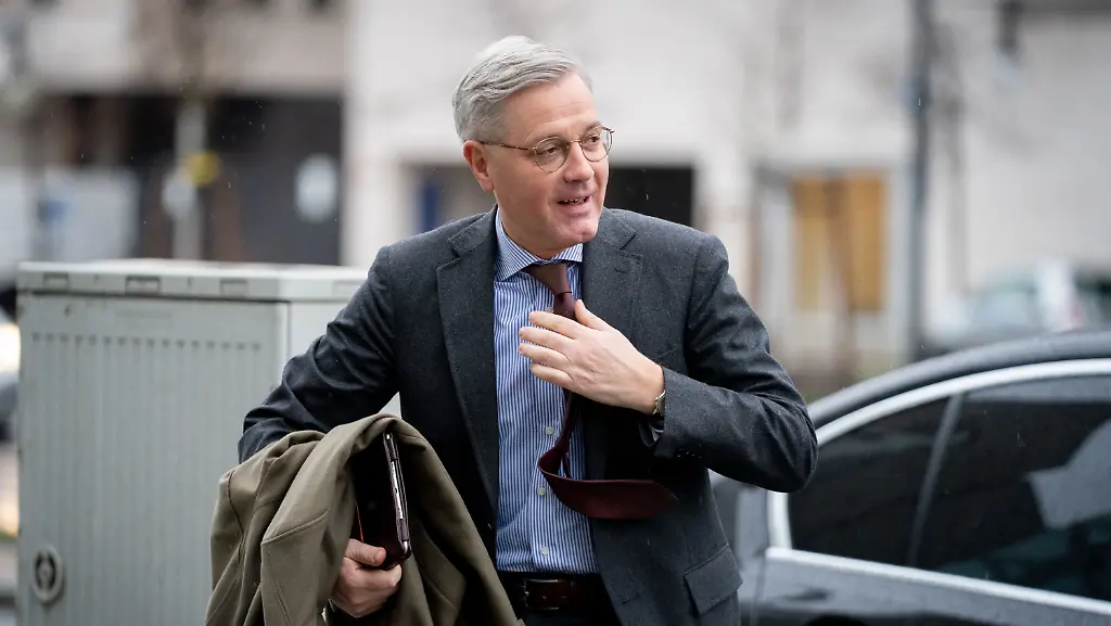 3aa8211aa08bc2b2878e9dd7da45971f