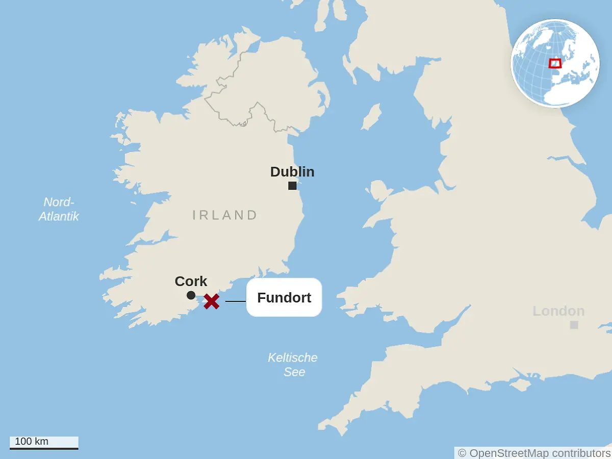 2020-02-18-TQQ7S-geisterschiff-in-irland-gestrandet