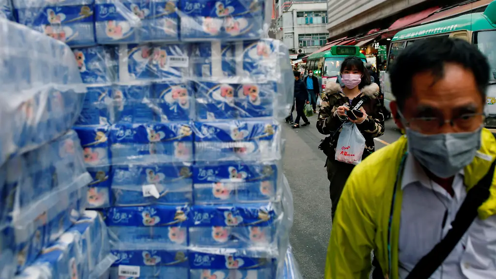 2020-02-17T081621Z-2050784167-RC282F92OL1L-RTRMADP-3-CHINA-HEALTH-HONGKONG-TOILETROLL