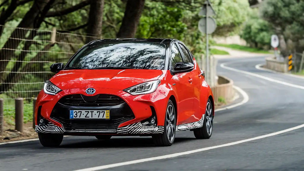 Toyota-Yaris-MY2020-06