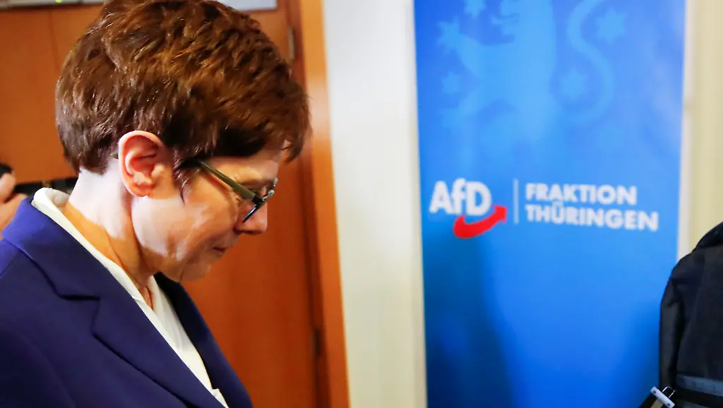 82cb8010b40bfbc2e9b52b9dacf2f629