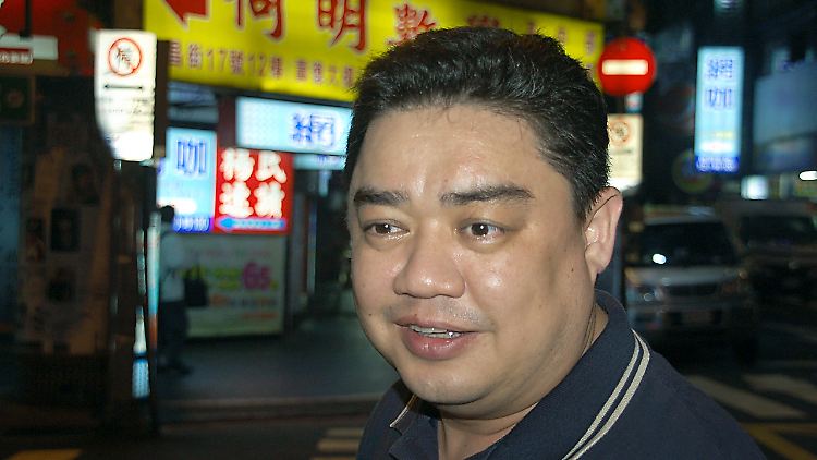 Der ehemalige chinesische Studentenführer Wu'er Kaixi hatte Glück: Er konnte ins Ausland fliehen.