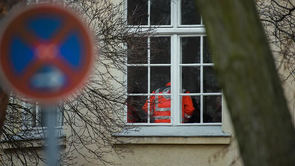 95d9a90ed9f34cd9214e8d56b93ae594