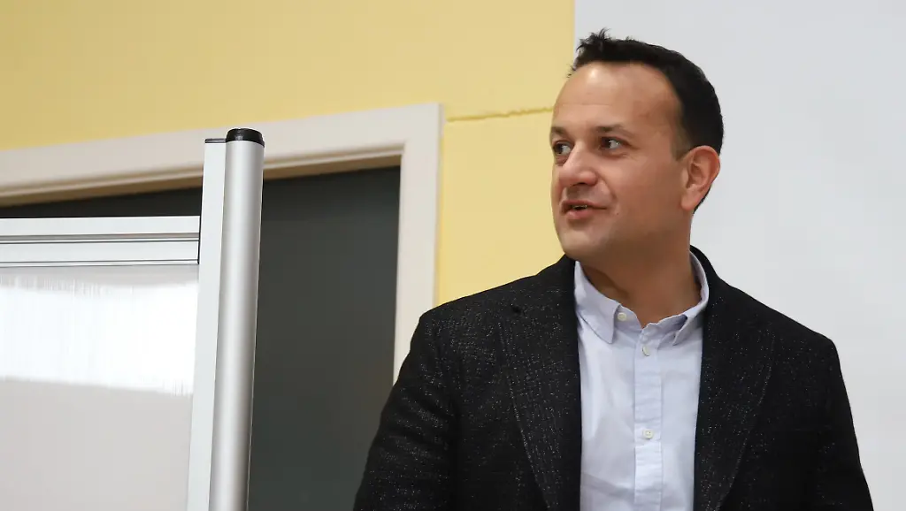 52dadc169c3d1f1fbf61ea0f35b200cb