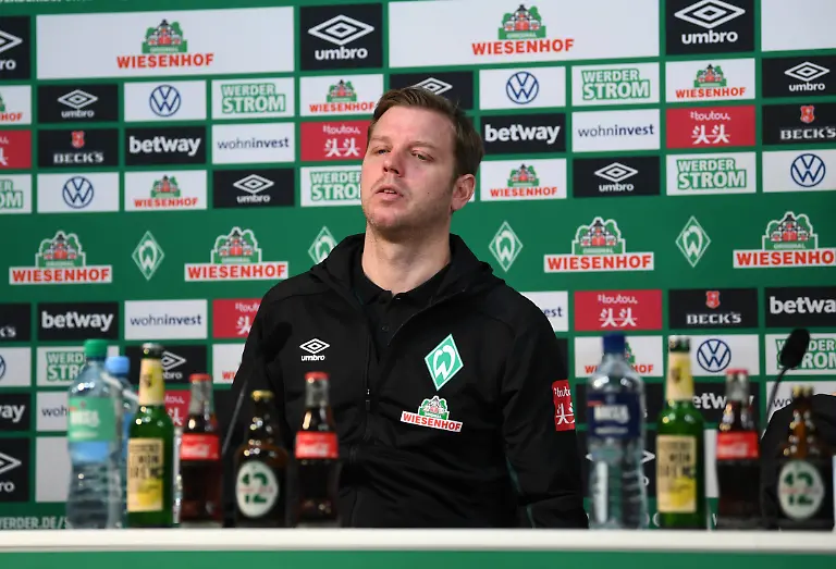 9af814f3733a27069ee64adde5de60b4