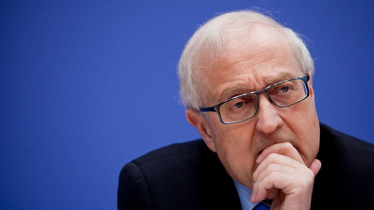 Rainer Brüderle soll Philipp Rösler weichen.