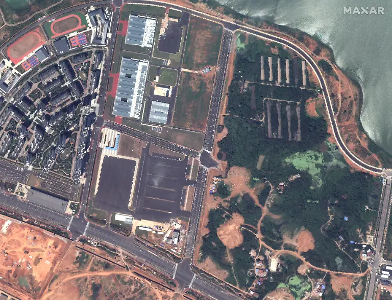 04-overview-of-leishenshan-hospital-before-construction-3august2019-maxar-wv3