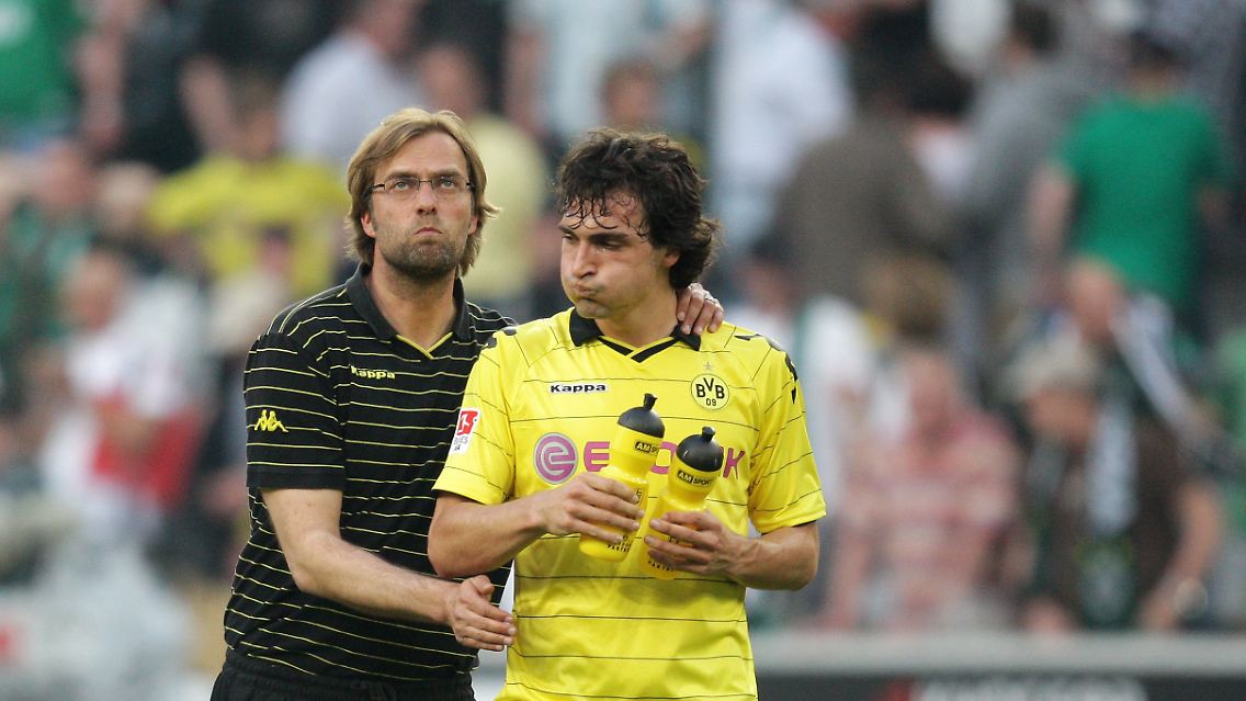 Punktlos in Mönchengladbach: Dortmund Trainer Jürgen Klopp und Abwehrspieler Mats Hummels.