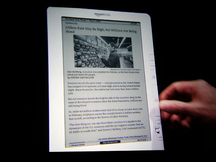 Amazon ist mit seinem E-Book-Reader Kindle derzeit Marktführer.