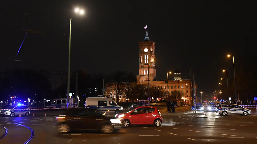 1635332c723fe2049f46d4e6aaa555e8