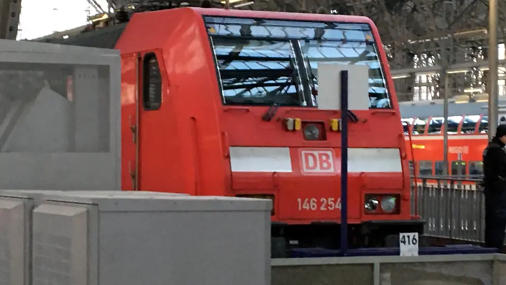 61414ae2452857f63757962bb06b6b63