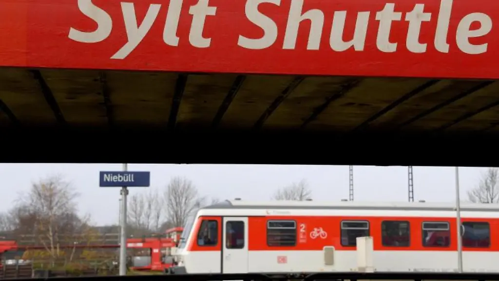 Ein-Wagen-des-Autozuges-Sylt-Shuttle
