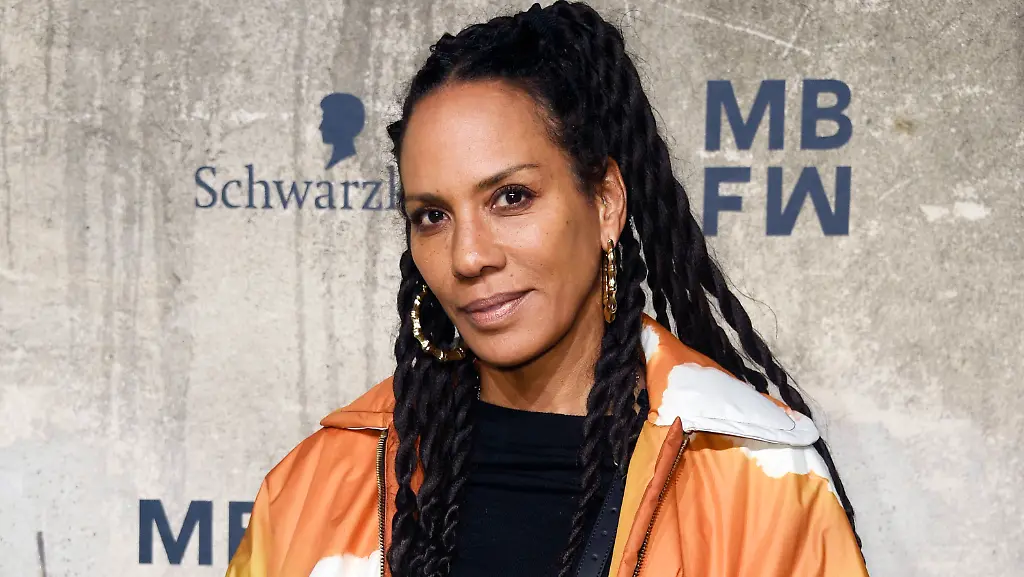 f1fc9ee6e18eb19989cdb3c564c4ad1c