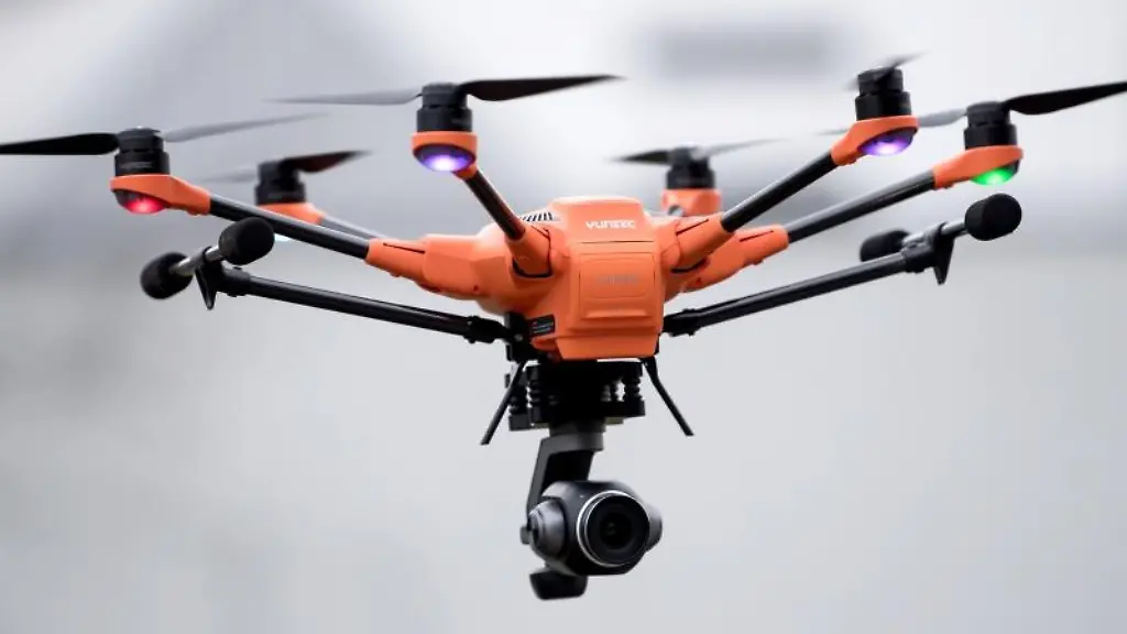 Eine-Drohne-ist-zu-sehen