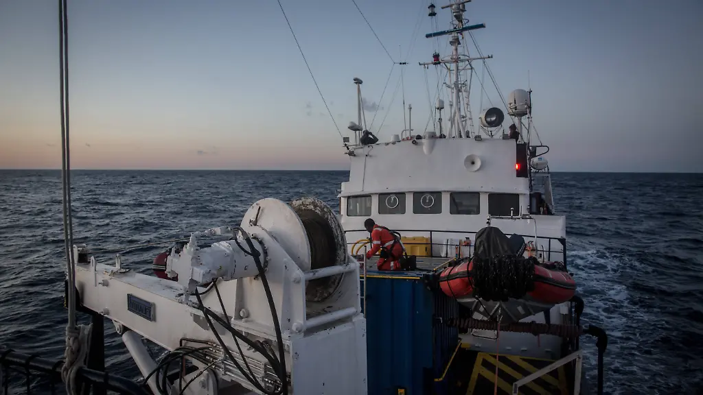 80f999c0642cc6755e8ceaf6217fd735