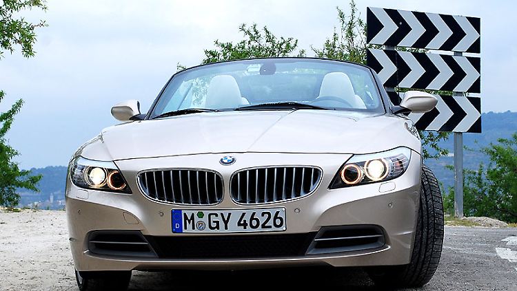 Breitere Nieren und ein neuer Linienschwung kennzeichnen den BMW Z4.