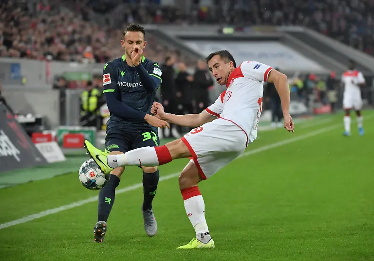 b4e935364bf7fd631f98d89fd8686500