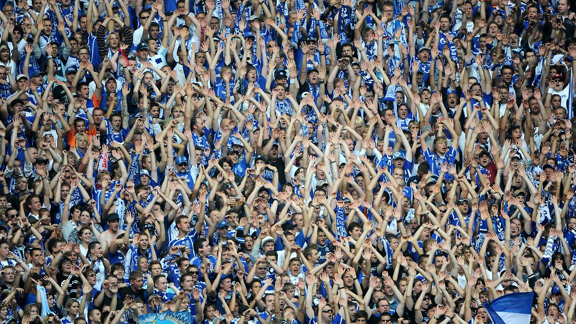 Schalke ist eine gute Wahl. Denn dort wissen sie, wie es ist, aus Mitleid ins Stadion zu gehen.