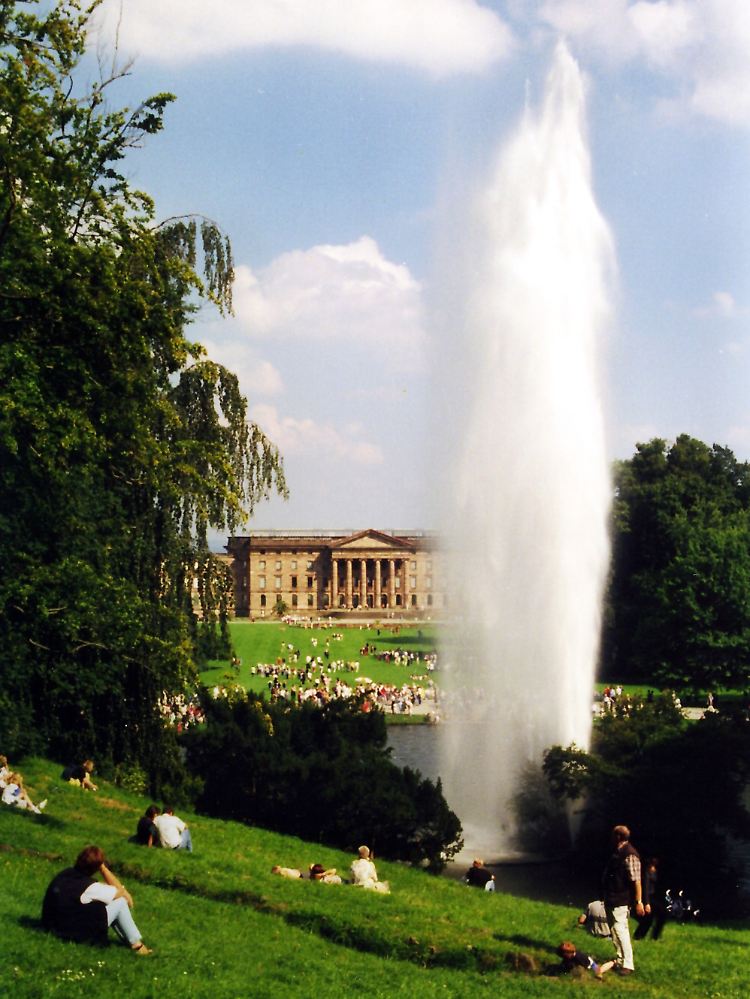 Einmalige Inszenierung: Die große Fontäne ist nur ein Beispiel für die Wasserkünste, die zu den Hauptattraktionen im Bergpark Wilhelmshöhe zählen.