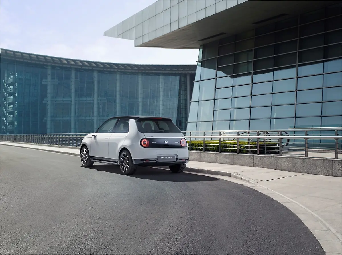 187510-Honda-e-and-Frankfurt-International-Motor-Show-2019