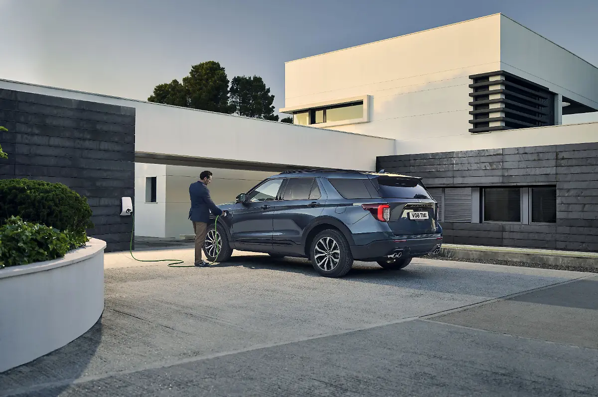 FORD-2019-IAA-EXPLORER-1