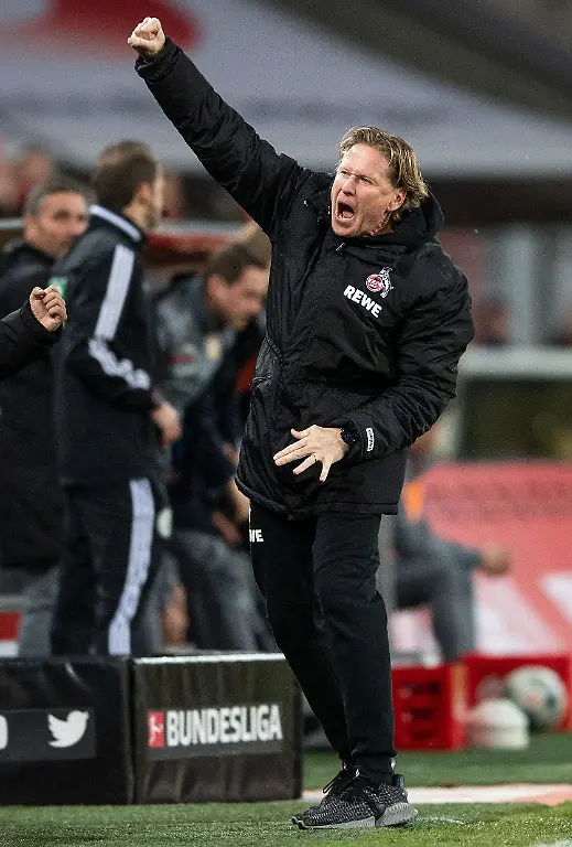 33f7d63bc2db16afed99aa9d5732336d