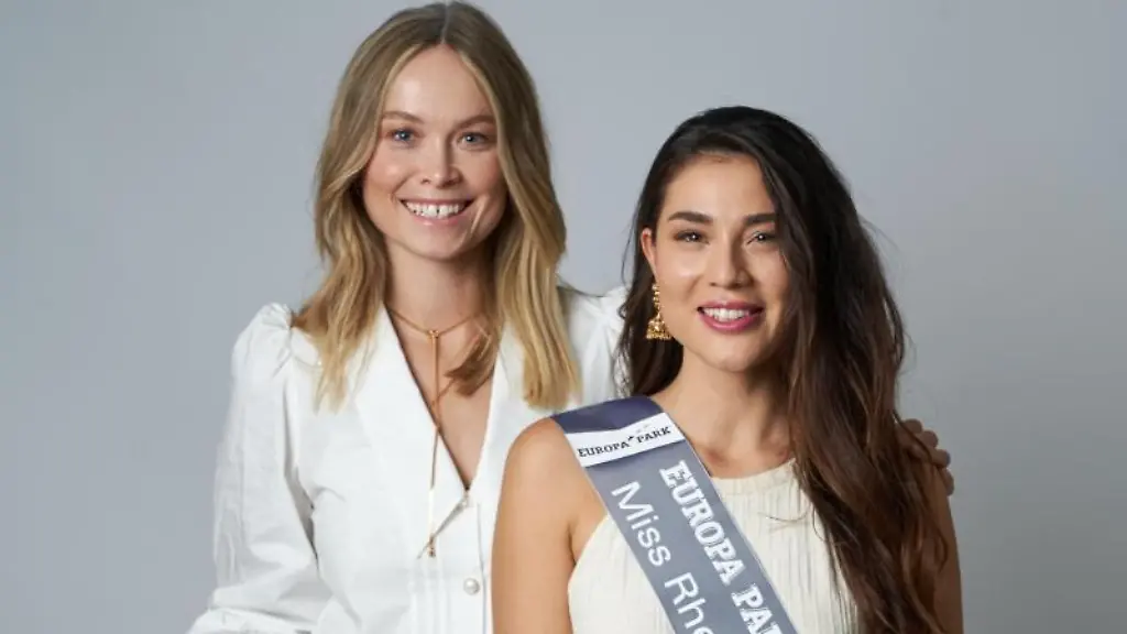 Die-neue-Miss-Rheinland-Pfalz-Dajana-Krueger-r-neben-Nadine-Berneis-der-amtierenden-Miss-Germany