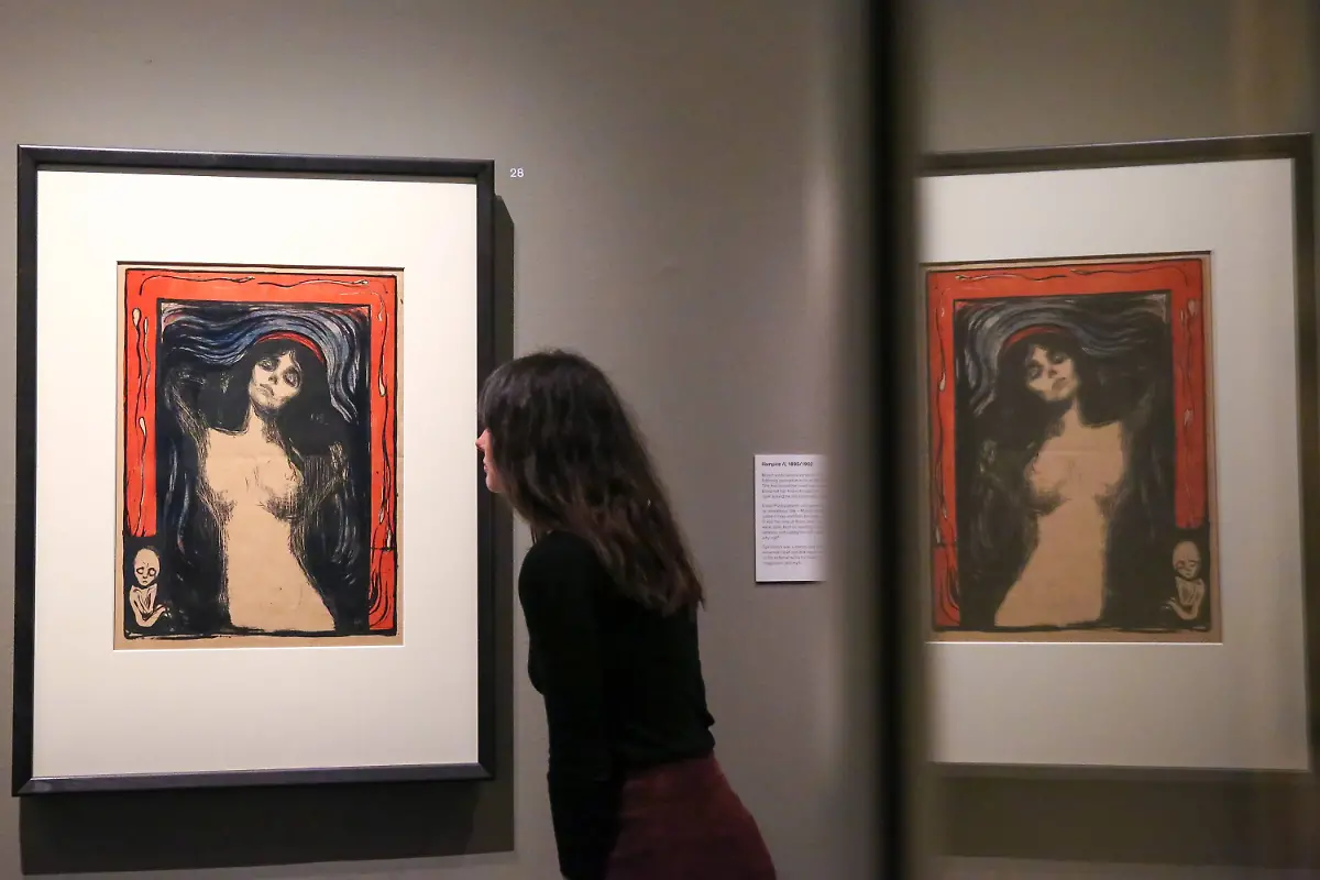 2004-Munch-Museum-Madonna-London