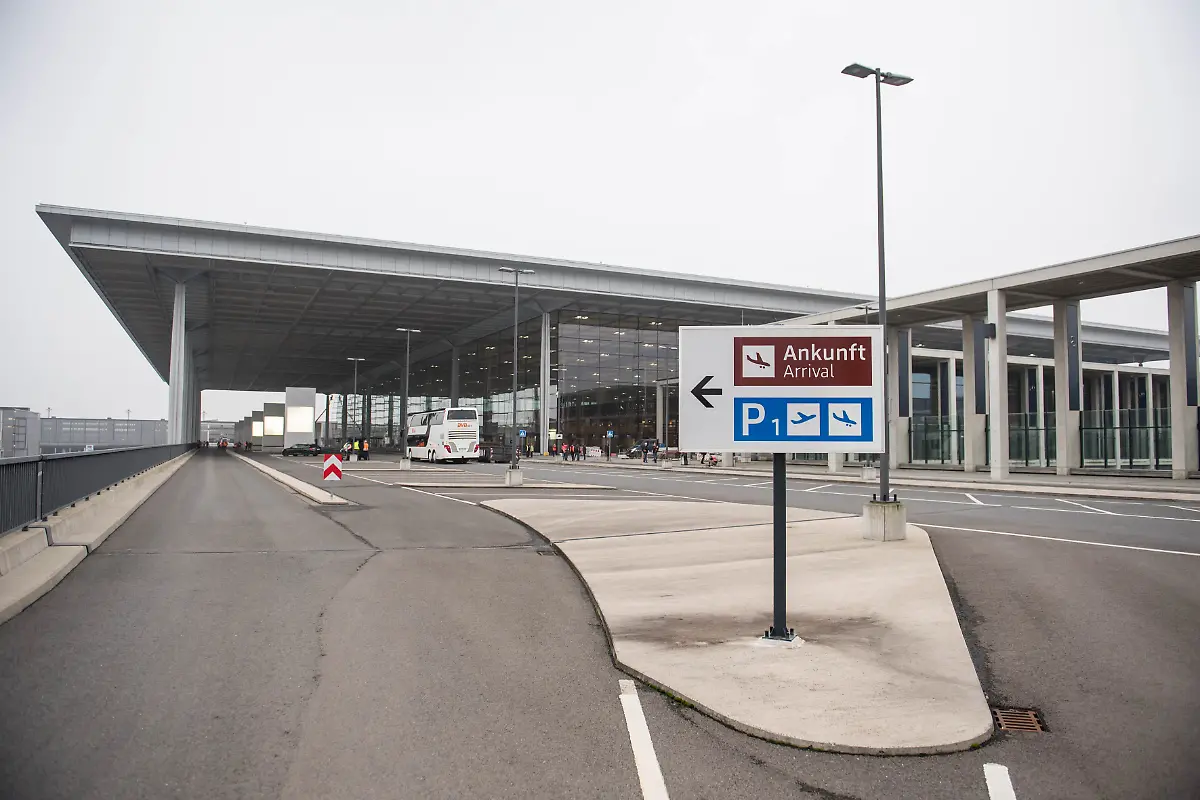 79ce62dc96e4e9cad2fd64c9adeb94a8