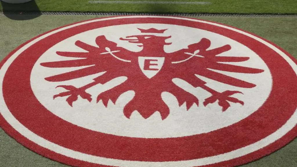 Das-Logo-von-Eintracht-Frankfurt