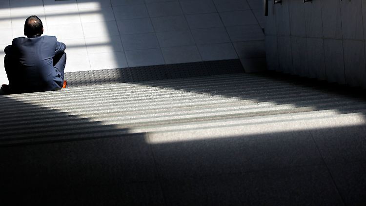 Dunkle Schatten hängen über Japan: Erst die Industrie, dann der Arbeitsmarkt?