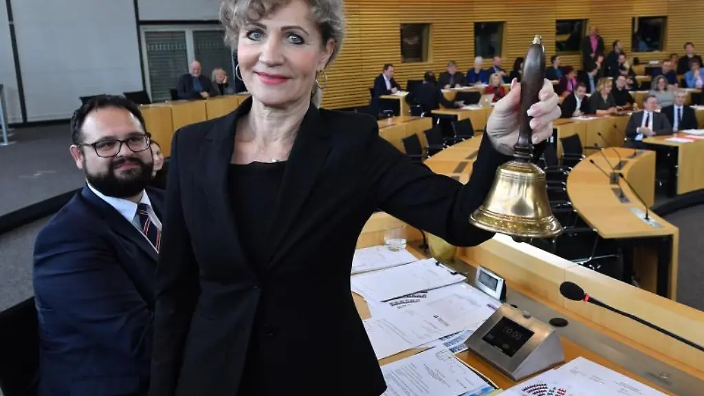 Birgit-Keller-Die-Linke-neugewaehlte-Landtagspraesidentin