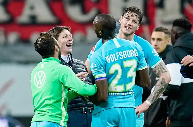 e38701e76aa888534ff6d75b122fbfdd