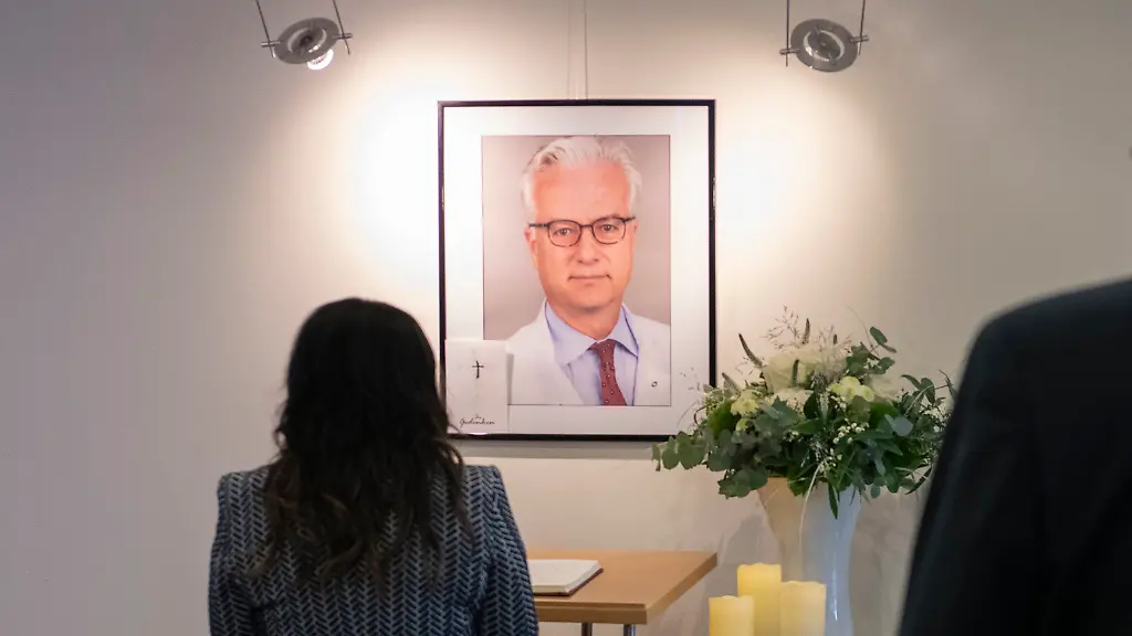 78e96c8505ec0b3ecbb5b88ea4ece952