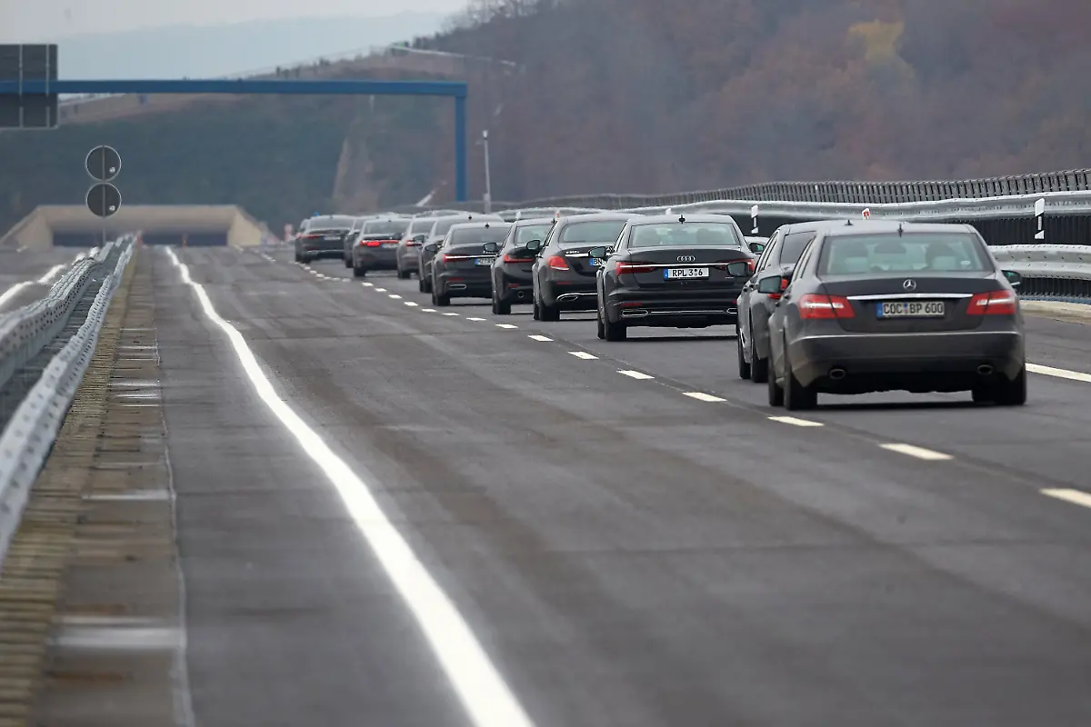 31877bf50ab2c9cd52947fc3ed7f2f0b