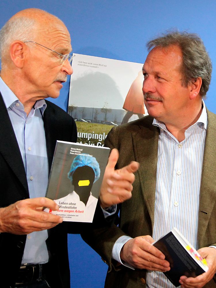 Wallraff (links) und Bsirske bei der Vorstellung des Buches.