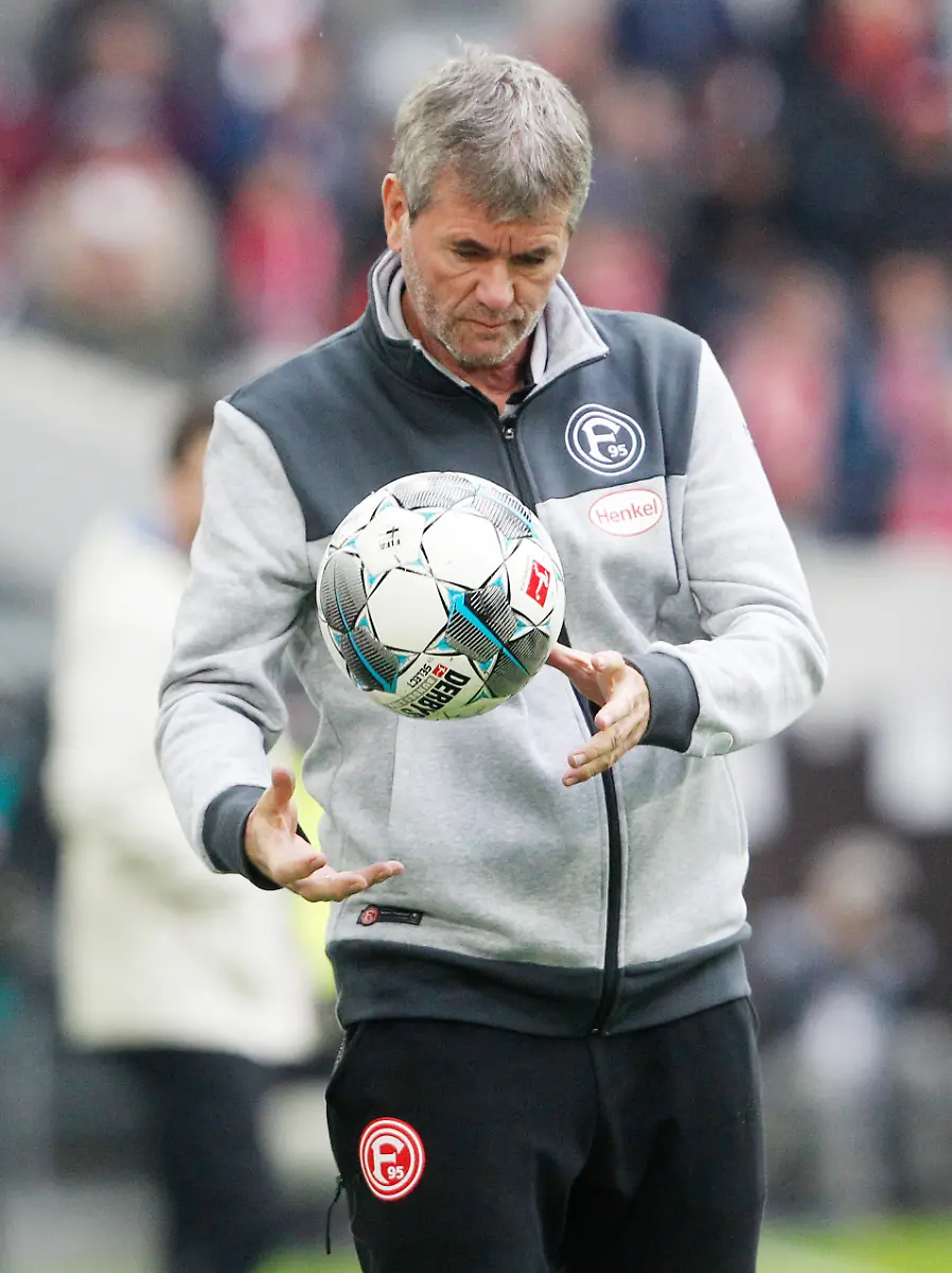 b5e000f8c5c5471cb64acca3feec01d8