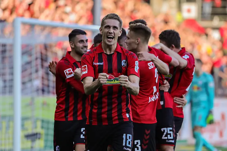 1ee0f4b4433375604ff18a8c8b7a418c