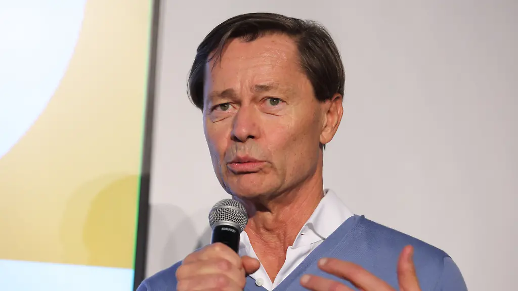 975a18db5dc0450a02e8006b3e9a792b