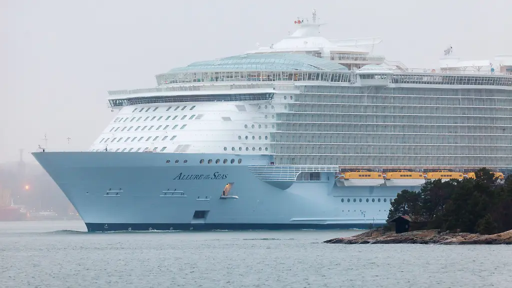 9a614cf2271174f6f454d1774dee1425