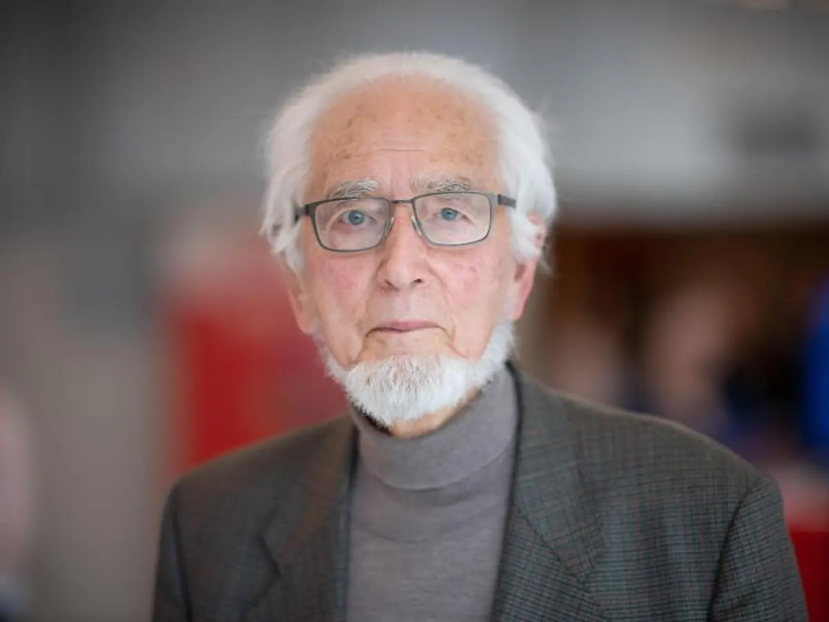 Erhard-Eppler-ehemaliger-SPD-Landesvorsitzender-in-Baden-Wuerttemberg-nimmt-am-Landesparteitag-der-SPD-Baden-Wuerttemberg-teil