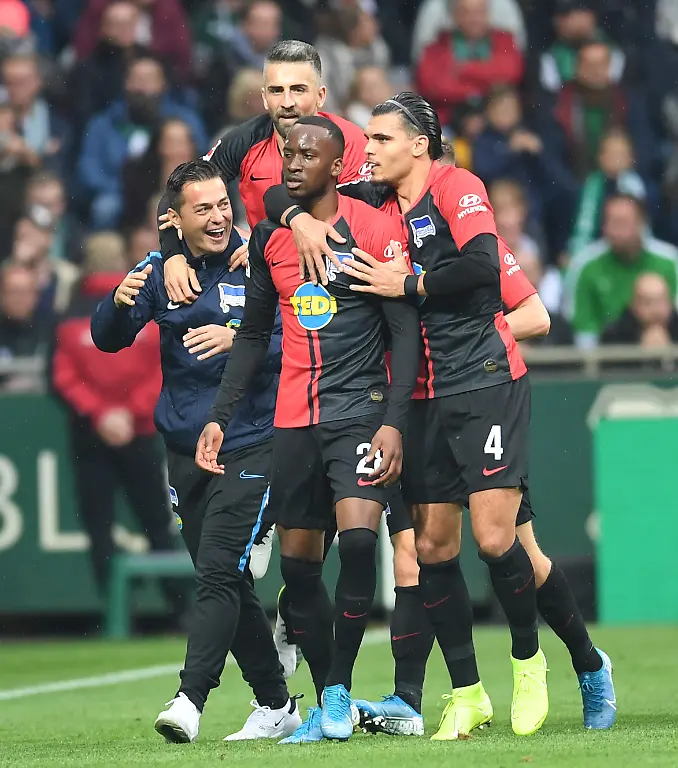 f18f7d8a3ad25e0c194297e2424f93df