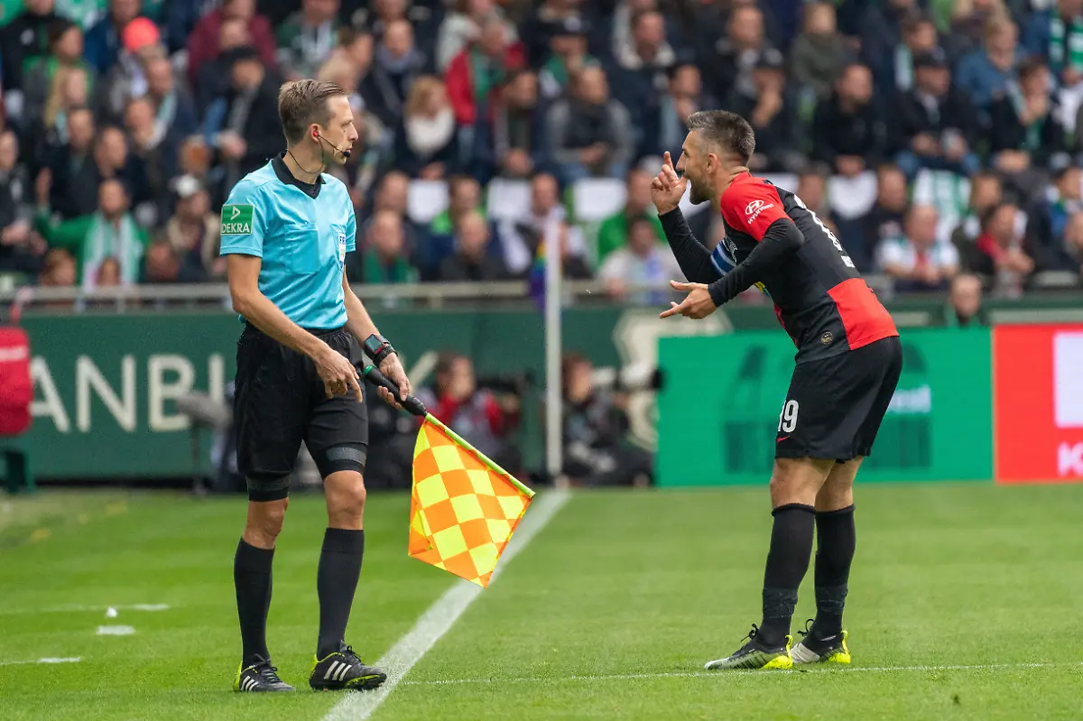 af3183d3b4c38f51e069430bcadc61f0