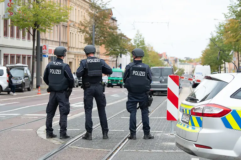 406e9092f024e527b9558366b95b5e7f