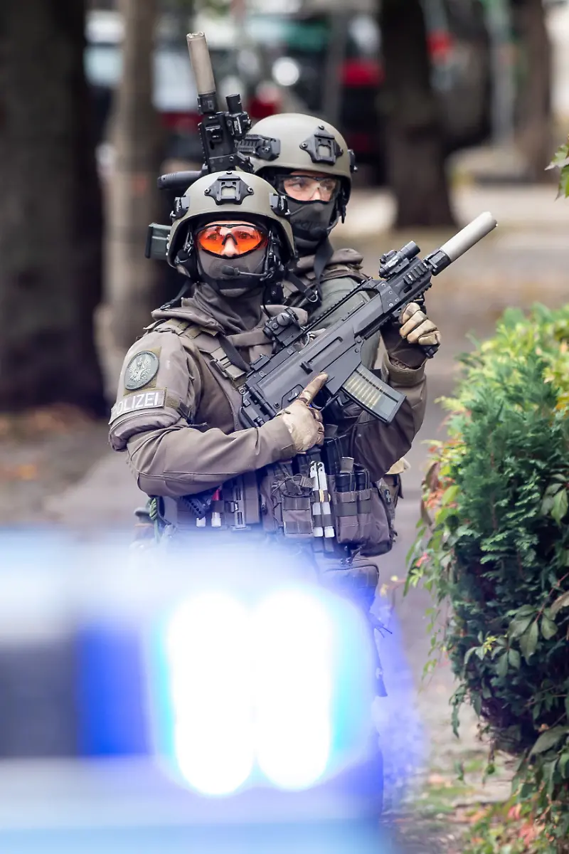 4839209605ce6c06658297984b75363f