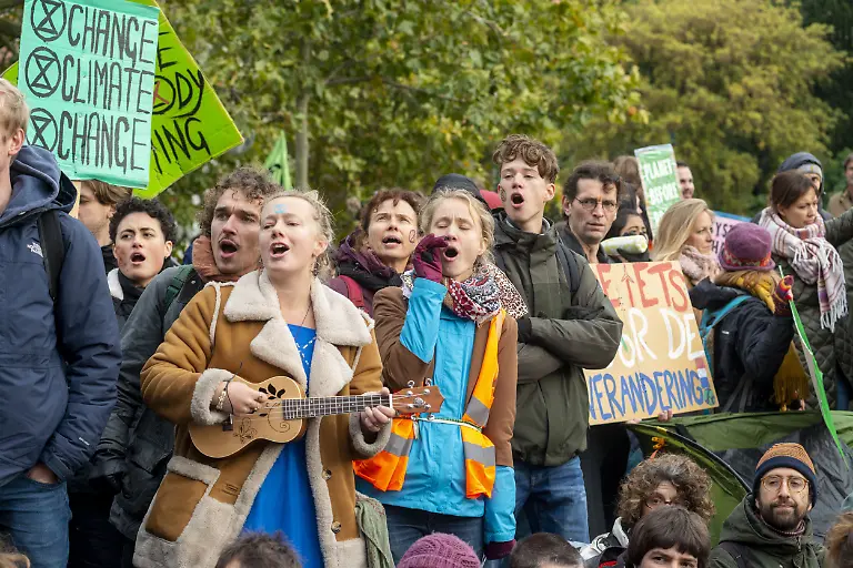 e7f3670343c09677743c93c117198b22