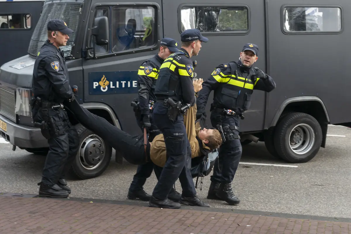 c5cba17ffec14c03c842d6418f066bc8