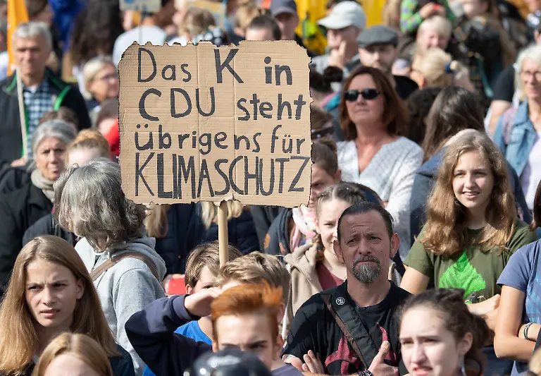 30b58eaa799ba7903ea7137080c7cf81