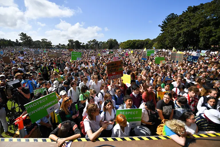 c32e4312385f3129b7fe3de5c96cc09b