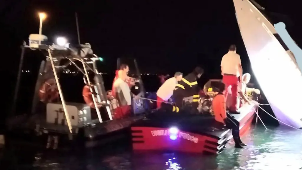 d2e3cf9d75f89cc6382c6dd7c3a0eeb2